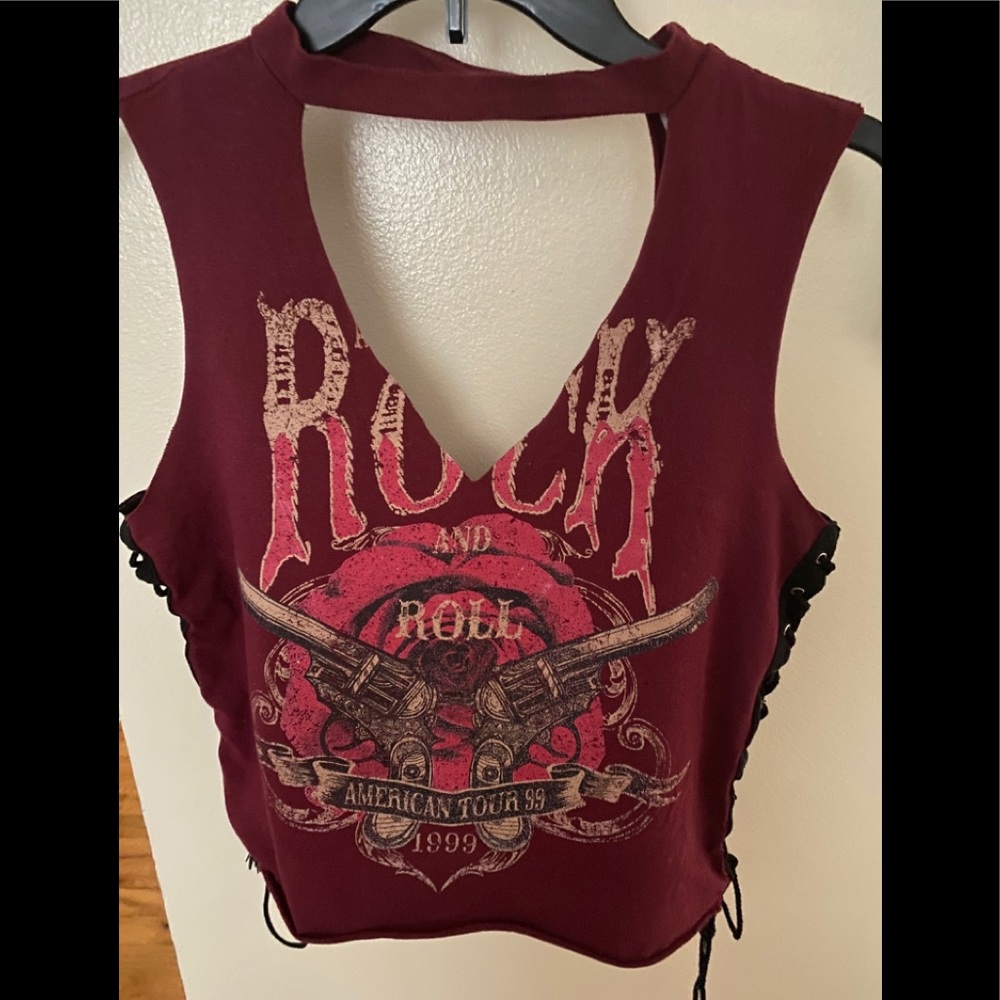 Scotty woman’s graphic tank